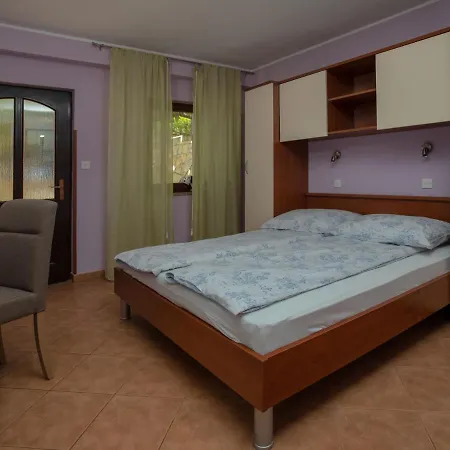 Appartamento Jukic-1 By Interhome Kaštelir