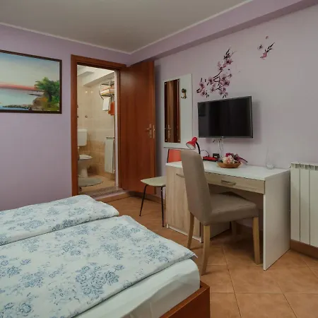 Appartamento Jukic-1 By Interhome Kaštelir